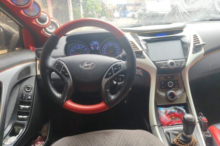 Used Hyundai Elantra (5th Generation / Langdong) 2016 1.6L Manual Fashion Edition Steering Wheel