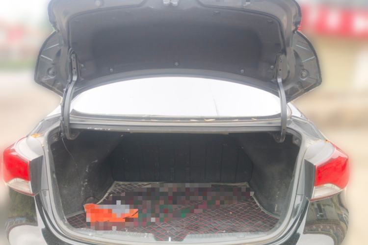 Used Hyundai Elantra (5th Generation / Langdong) 2016 1.6L Manual Fashion Edition Trunk