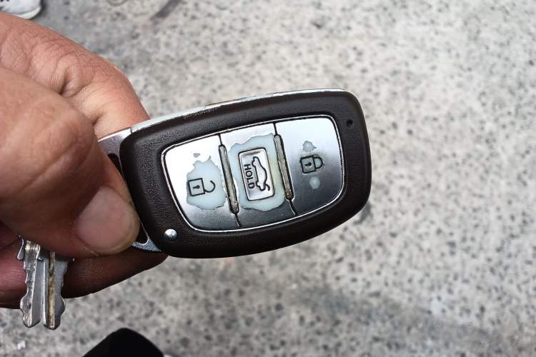 Used Hyundai Elantra (5th Generation / Langdong) 2016 1.6L Automatic Prestige Model Vehicle Key