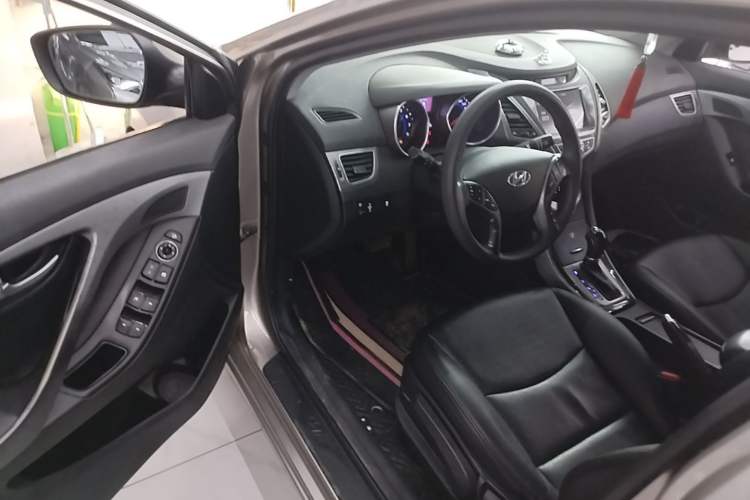 Used Hyundai Elantra (5th Generation / Langdong) 2016 1.6L Automatic Prestige Model Driver Seat