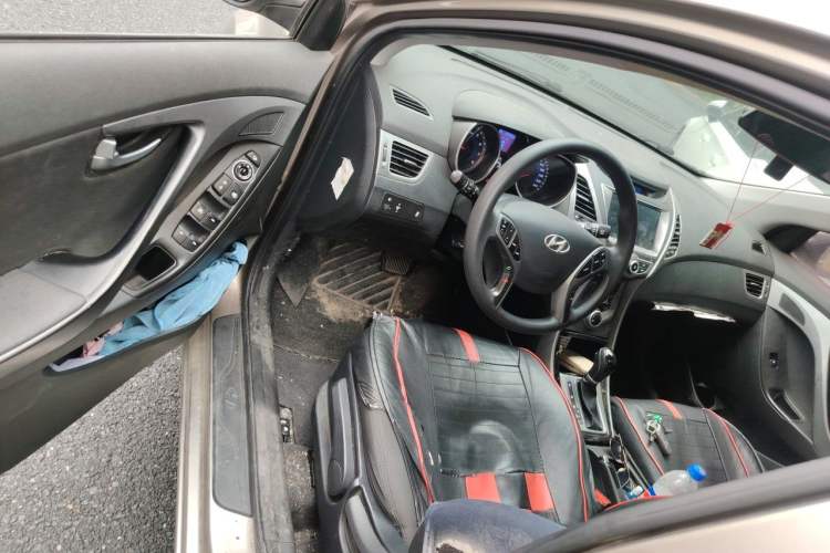 Used Hyundai Elantra (5th Generation / Langdong) 2016 1.6L Automatic Prestige Model Driver Seat