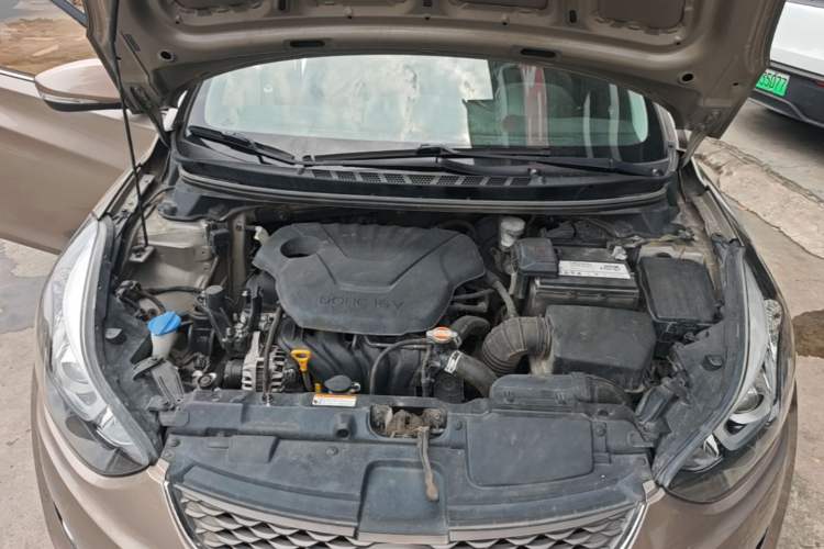 Used Hyundai Elantra (5th Generation / Langdong) 2016 1.6L Automatic Prestige Model Engine Bay