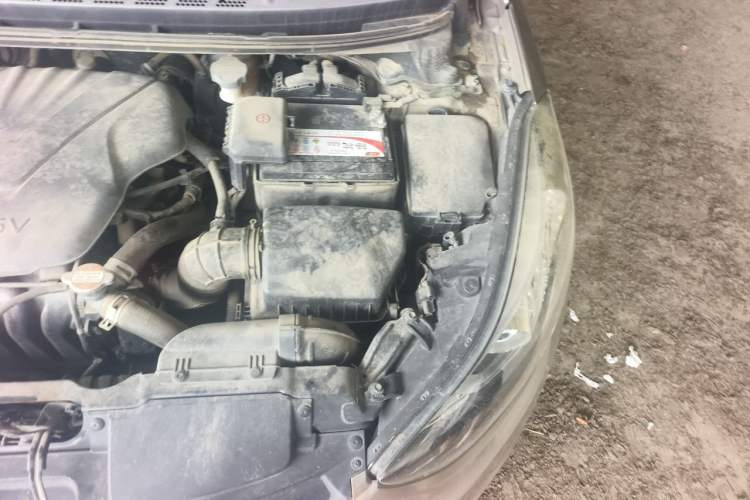 Used Hyundai Elantra (5th Generation / Langdong) 2016 1.6L Automatic Prestige Model Engine Bay Left