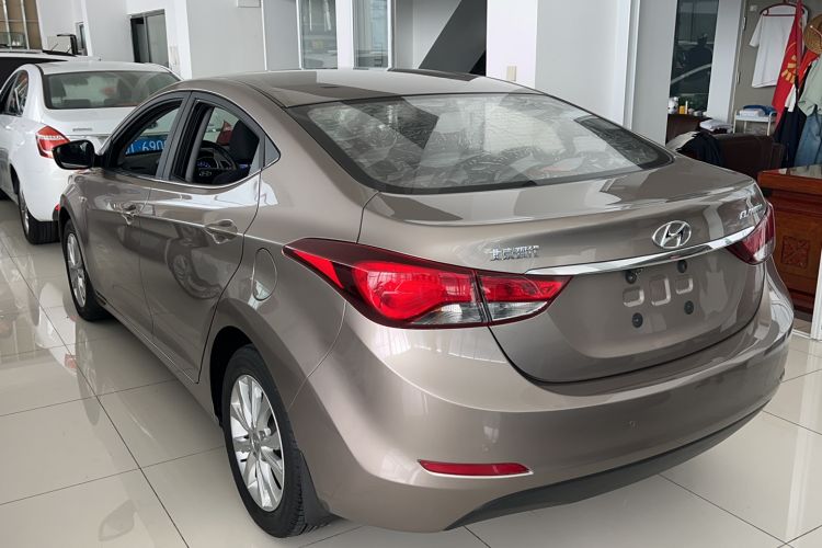 Used Hyundai Elantra (5th Generation / Langdong) 2016 1.6L Automatic Smart Version Exterior 3