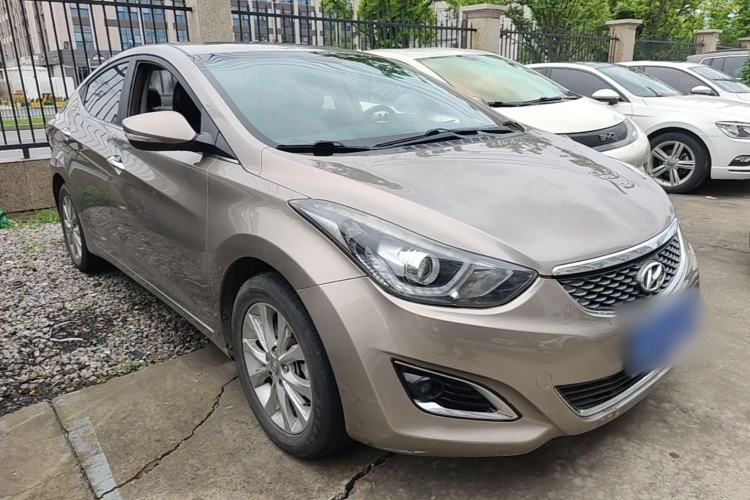 Used Hyundai Elantra (5th Generation / Langdong) 2016 1.6L Automatic Prestige Model Front Right 45 Deg