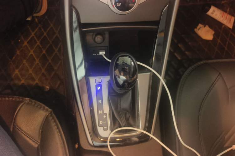 Used Hyundai Elantra (5th Generation / Langdong) 2016 1.6L Automatic Prestige Model Gear Lever