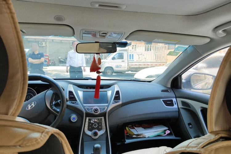 Used Hyundai Elantra (5th Generation / Langdong) 2016 1.6L Manual Fashion Edition Headliner