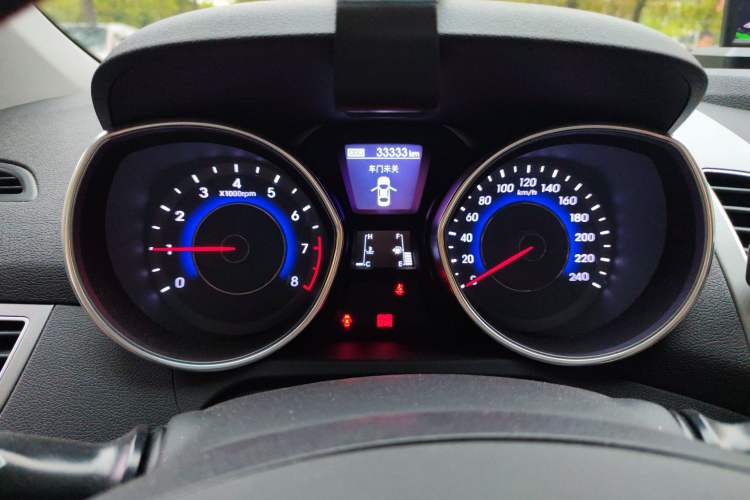 Used Hyundai Elantra (5th Generation / Langdong) 2016 1.6L Manual Luxury Model Instrument Cluster