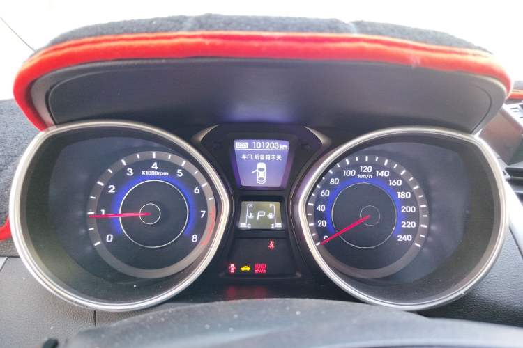 Used Hyundai Elantra (5th Generation / Langdong) 2016 1.6L Automatic Prestige Model Instrument Cluster