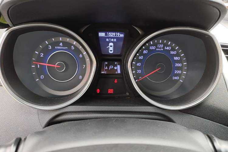 Used Hyundai Elantra (5th Generation / Langdong) 2016 1.6L Automatic Prestige Model Instrument Cluster
