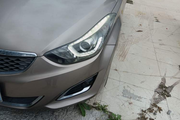 Used Hyundai Elantra (5th Generation / Langdong) 2016 1.6L Automatic Smart Version Left Front Headlight