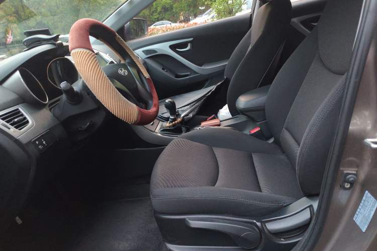 Used Hyundai Elantra (5th Generation / Langdong) 2016 1.6L Manual Luxury Model Left Front Seat