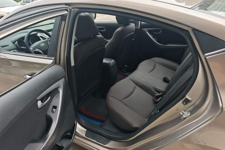 Used Hyundai Elantra (5th Generation / Langdong) 2016 1.6L Automatic Prestige Model Left Rear Seat