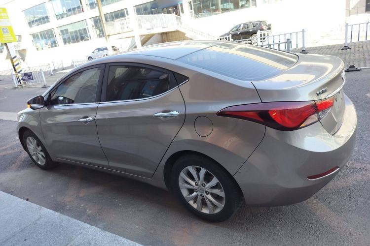 Used Hyundai Elantra (5th Generation / Langdong) 2016 1.6L Automatic Prestige Model Left Side