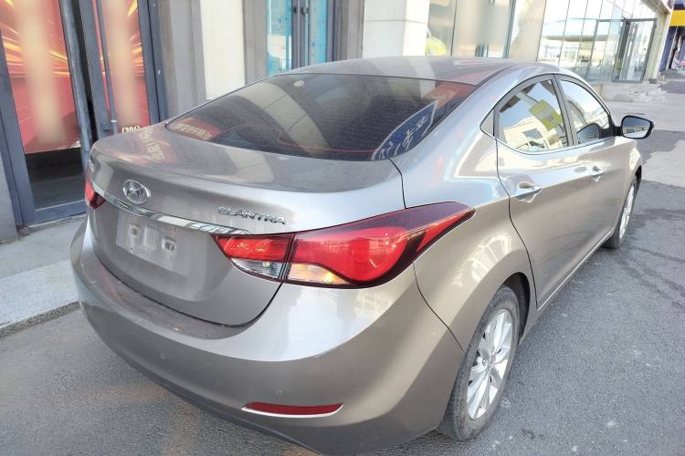 Used Hyundai Elantra (5th Generation / Langdong) 2016 1.6L Automatic Prestige Model Rear Right 45 Deg