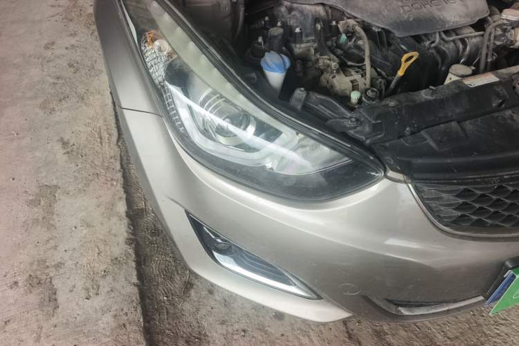 Used Hyundai Elantra (5th Generation / Langdong) 2016 1.6L Automatic Prestige Model Right Front Headlight