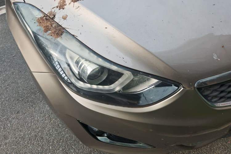 Used Hyundai Elantra (5th Generation / Langdong) 2016 1.6L Automatic Smart Version Right Front Headlight