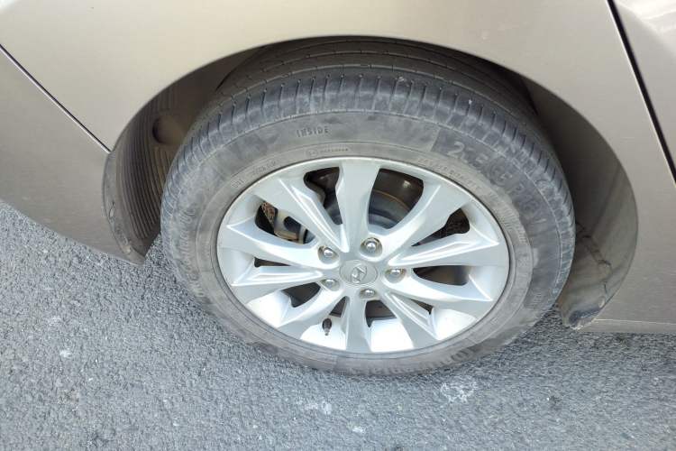 Used Hyundai Elantra (5th Generation / Langdong) 2016 1.6L Automatic Prestige Model Right Rear Wheel Hub