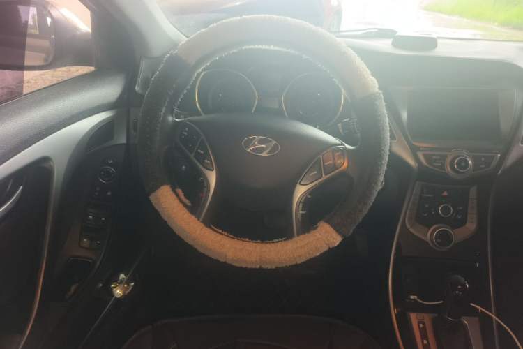 Used Hyundai Elantra (5th Generation / Langdong) 2016 1.6L Automatic Prestige Model Steering Wheel