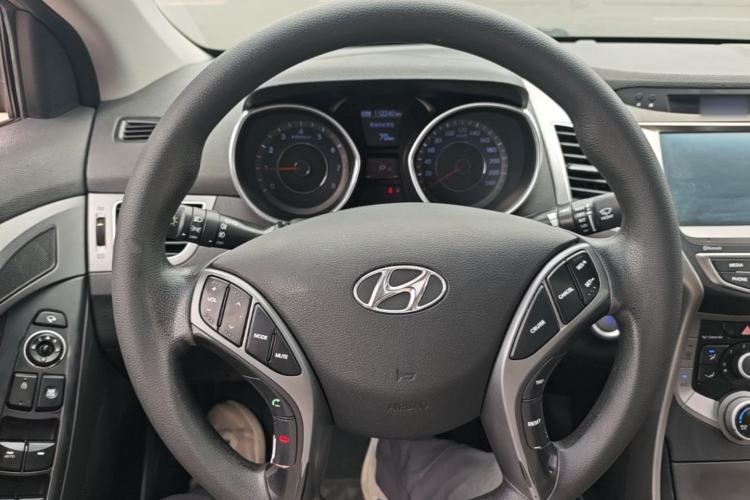 Used Hyundai Elantra (5th Generation / Langdong) 2016 1.6L Automatic Prestige Model Steering Wheel