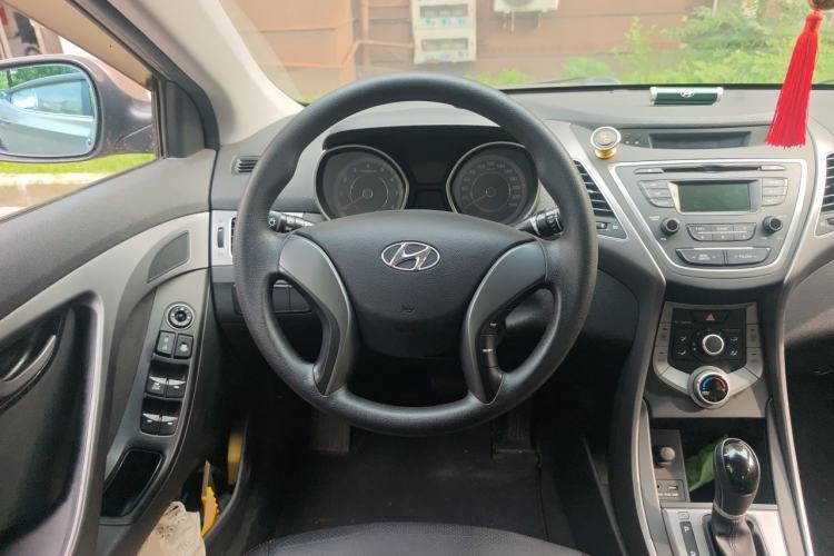 Used Hyundai Elantra (5th Generation / Langdong) 2016 1.6L Automatic Smart Version Steering Wheel