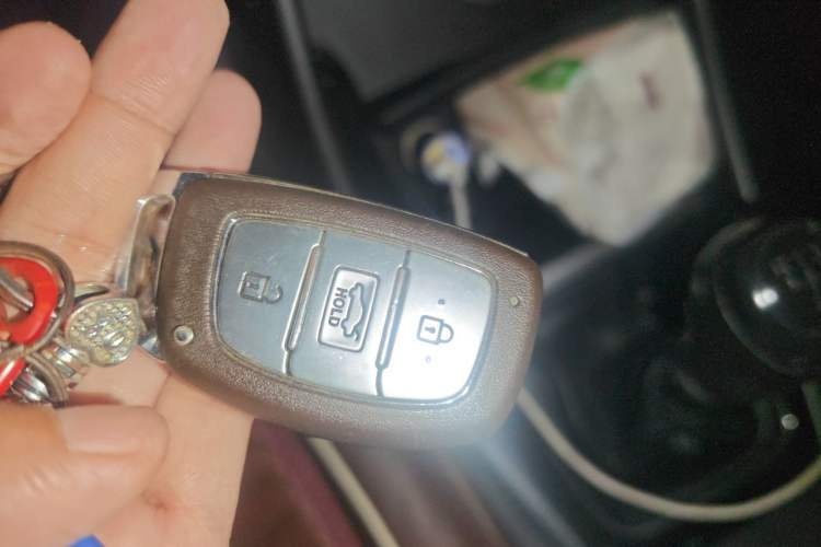 Used Hyundai Elantra (5th Generation / Langdong) 2016 1.6L Manual Luxury Model Vehicle Key