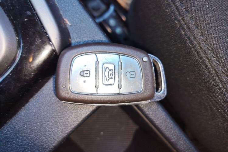 Used Hyundai Elantra (5th Generation / Langdong) 2016 1.6L Automatic Prestige Model Vehicle Key