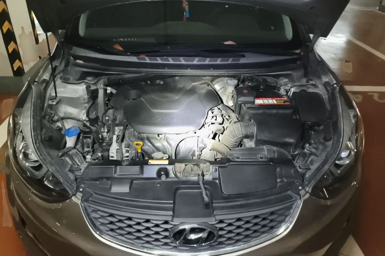 Used Hyundai Elantra (5th Generation / Langdong) 2016 1.6L Automatic Prestige Model Engine Bay