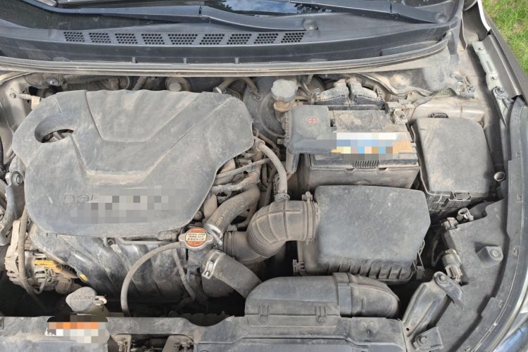 Used Hyundai Elantra (5th Generation / Langdong) 2016 1.6L Automatic Prestige Model Engine Bay Left