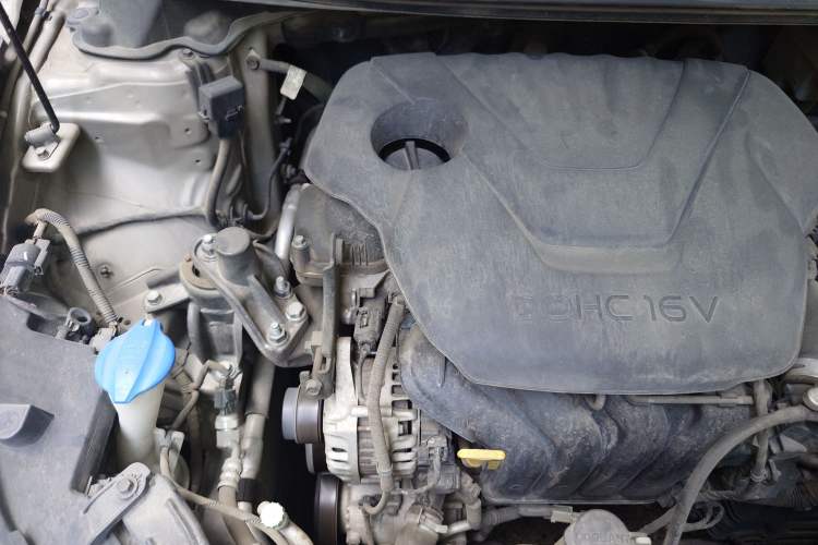 Used Hyundai Elantra (5th Generation / Langdong) 2016 1.6L Automatic Prestige Model Engine Bay Right