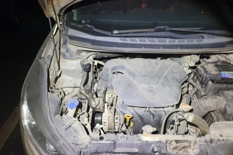 Used Hyundai Elantra (5th Generation / Langdong) 2016 1.6L Automatic Prestige Model Engine Bay Right