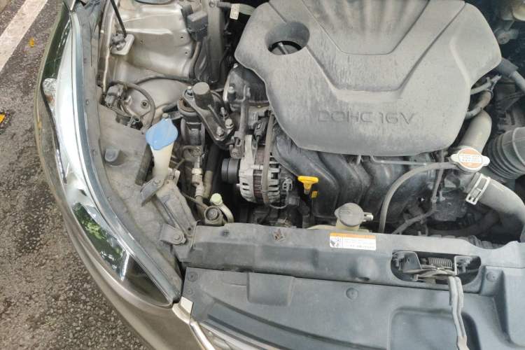 Used Hyundai Elantra (5th Generation / Langdong) 2016 1.6L Automatic Smart Version Engine Bay Right