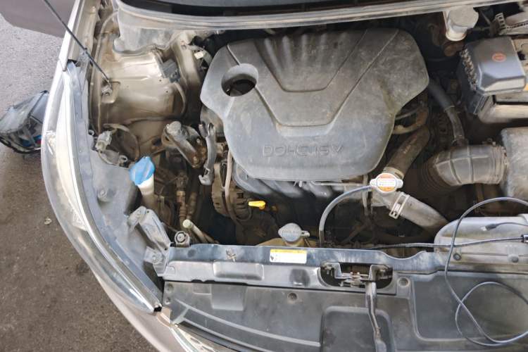 Used Hyundai Elantra (5th Generation / Langdong) 2016 1.6L Automatic Prestige Model Engine Bay Right