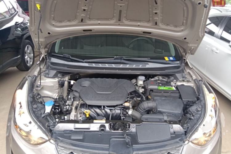 Used Hyundai Elantra (5th Generation / Langdong) 2016 1.6L Automatic Prestige Model Engine Bay
