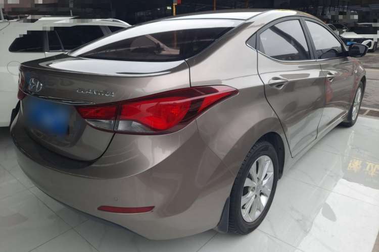 Used Hyundai Elantra (5th Generation / Langdong) 2016 1.6L Automatic Smart Version Exterior 3