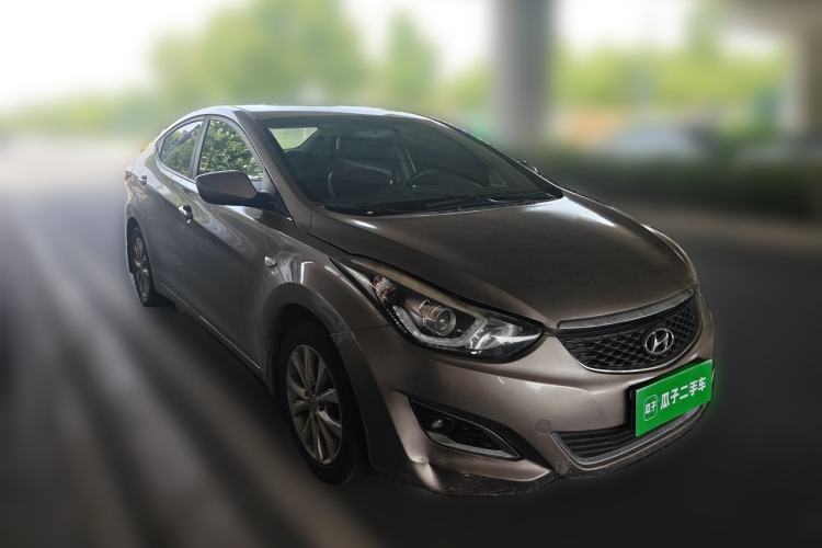 Used Hyundai Elantra (5th Generation / Langdong) 2016 1.6L Automatic Smart Version Front Right 45 Deg