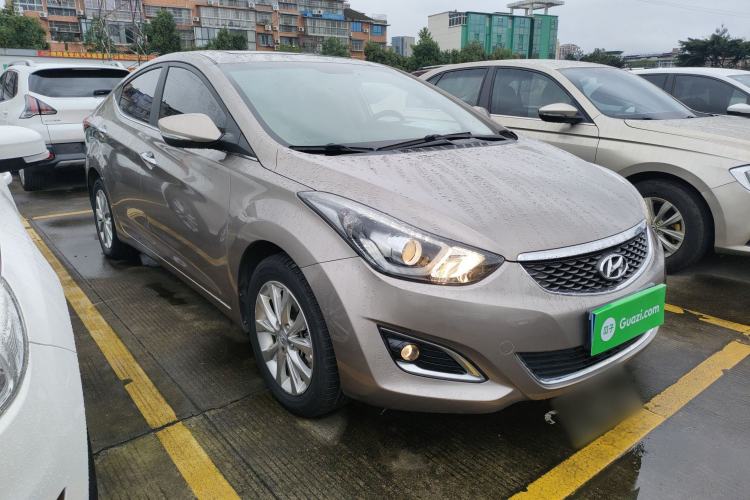 Used Hyundai Elantra (5th Generation / Langdong) 2016 1.6L Automatic Prestige Model Front Right 45 Deg