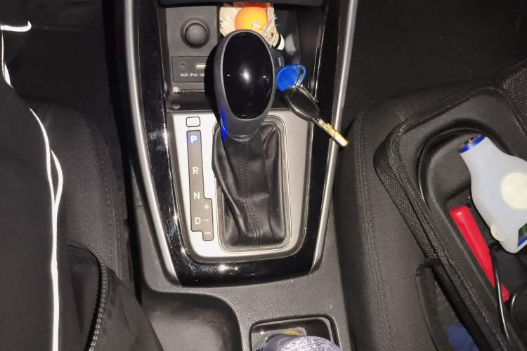 Used Hyundai Elantra (5th Generation / Langdong) 2016 1.6L Automatic Prestige Model Gear Lever