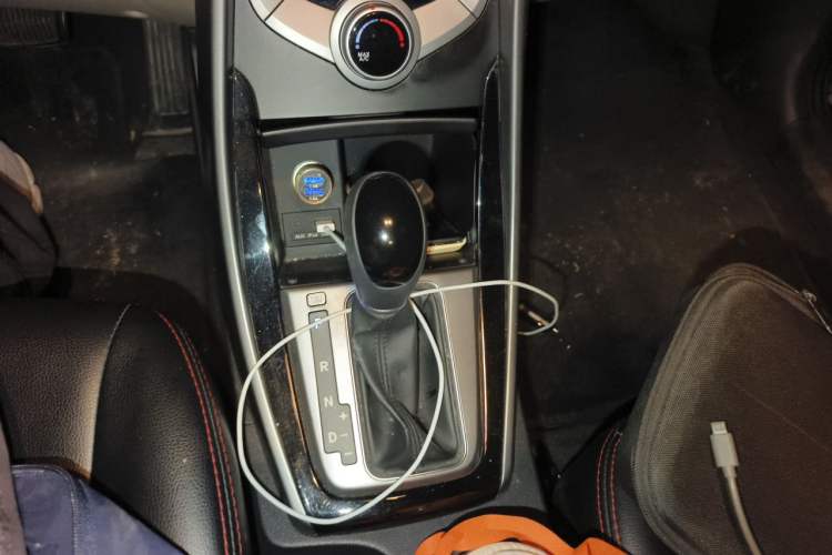 Used Hyundai Elantra (5th Generation / Langdong) 2016 1.6L Automatic Prestige Model Gear Lever