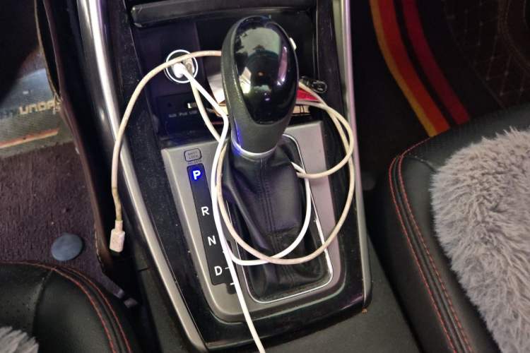 Used Hyundai Elantra (5th Generation / Langdong) 2016 1.6L Automatic Prestige Model Gear Lever