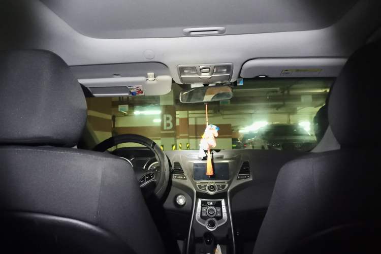 Used Hyundai Elantra (5th Generation / Langdong) 2016 1.6L Automatic Prestige Model Headliner