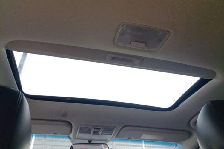 Used Hyundai Elantra (5th Generation / Langdong) 2016 1.6L Automatic Prestige Model Headliner
