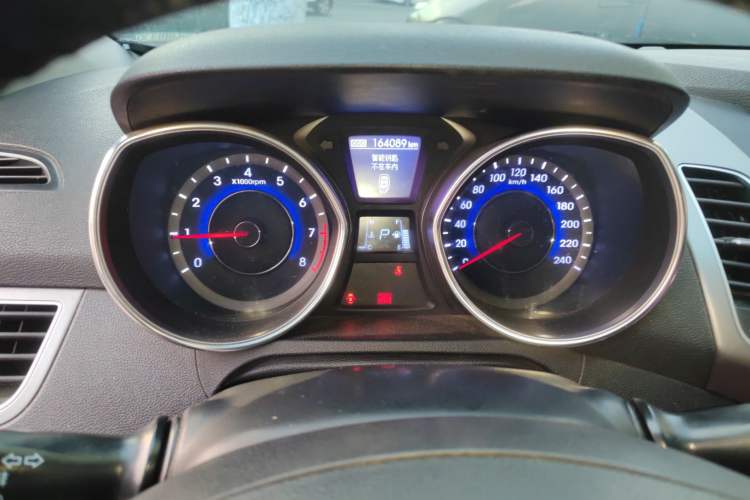 Used Hyundai Elantra (5th Generation / Langdong) 2016 1.6L Automatic Prestige Model Instrument Cluster