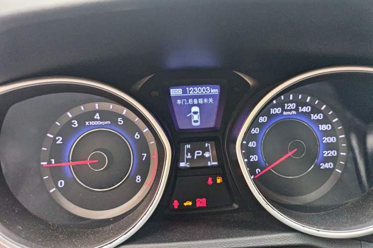Used Hyundai Elantra (5th Generation / Langdong) 2016 1.6L Automatic Prestige Model Instrument Cluster