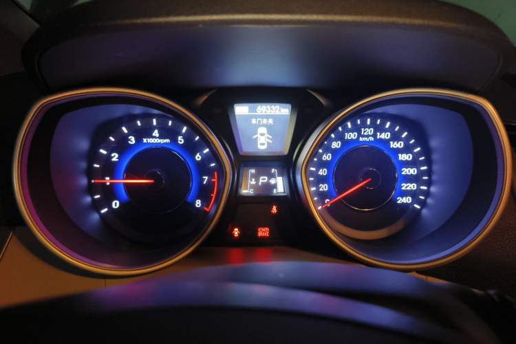 Used Hyundai Elantra (5th Generation / Langdong) 2016 1.6L Automatic Prestige Model Instrument Cluster