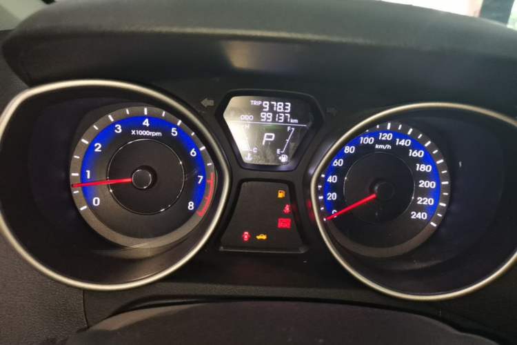 Used Hyundai Elantra (5th Generation / Langdong) 2016 1.6L Automatic Smart Version Instrument Cluster
