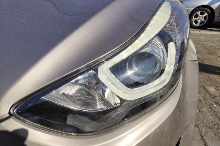 Used Hyundai Elantra (5th Generation / Langdong) 2016 1.6L Automatic Prestige Model Left Front Headlight