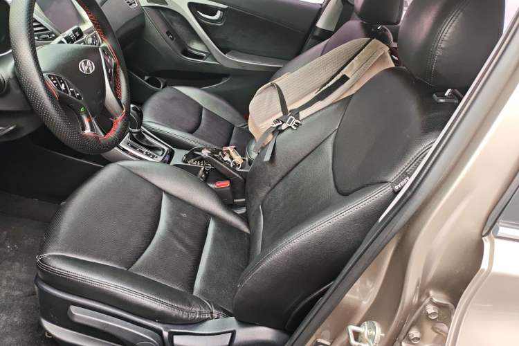 Used Hyundai Elantra (5th Generation / Langdong) 2016 1.6L Automatic Prestige Model Left Front Seat
