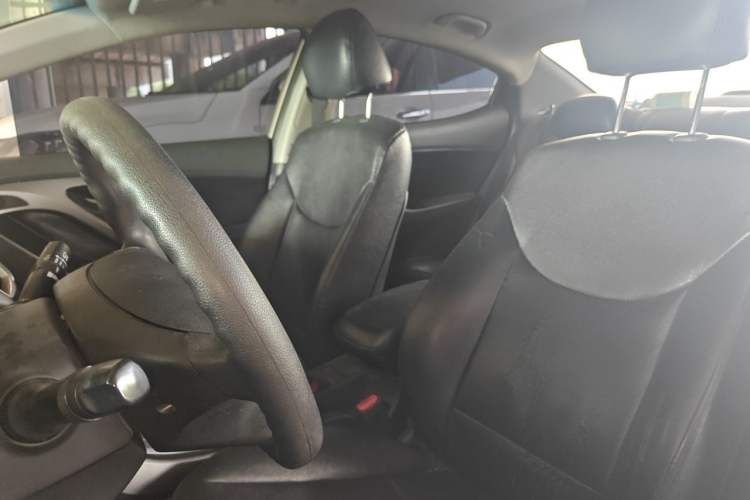 Used Hyundai Elantra (5th Generation / Langdong) 2016 1.6L Automatic Smart Version Left Front Seat