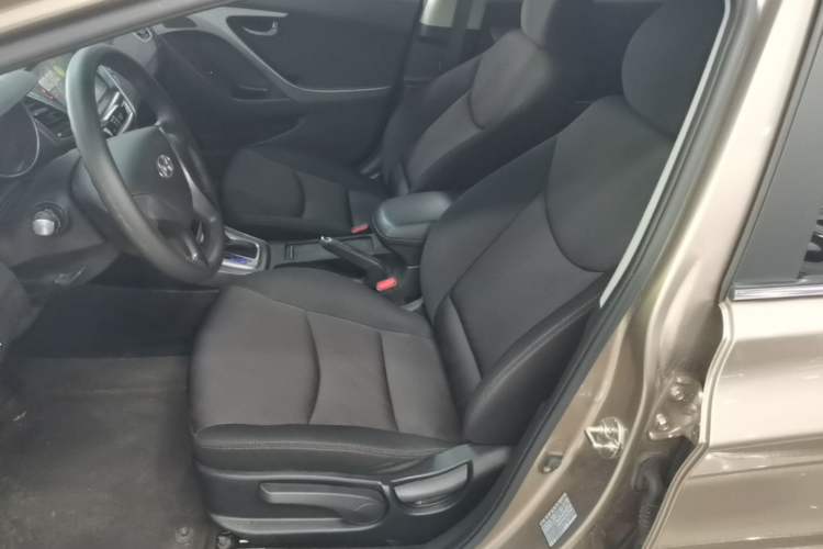 Used Hyundai Elantra (5th Generation / Langdong) 2016 1.6L Automatic Smart Version Left Front Seat